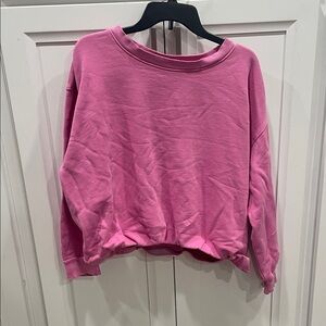 Universal Thread Vibrant Pink Pullover